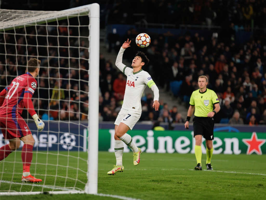 赖于老牌巨 赖于老牌巨